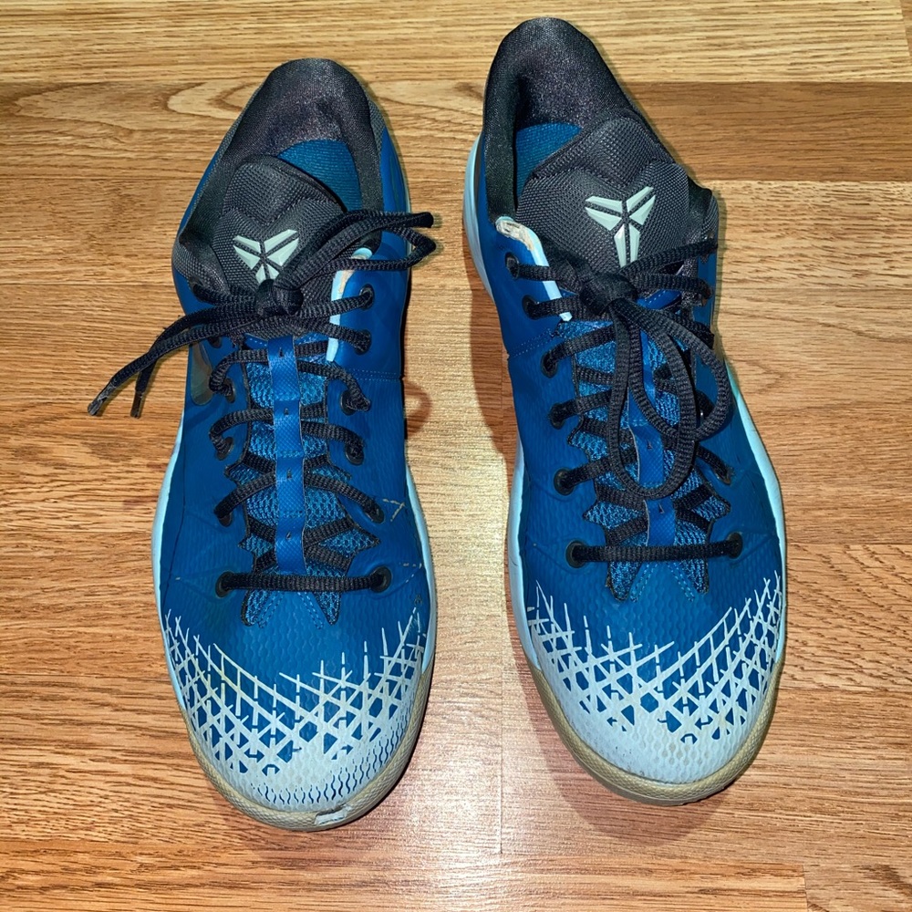 Nike Zoom Kobe Venomenon 4